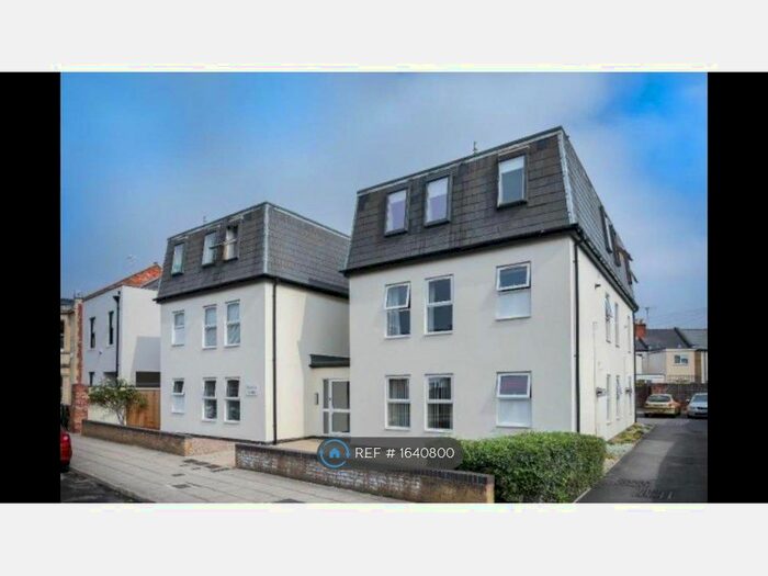 1 Bedroom Flat To Rent In St. James Court, Cheltenham, GL50