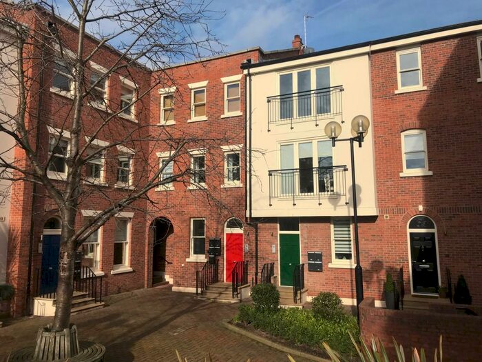 2 Bedroom Apartment To Rent In Heritage Court, Chester, CH1