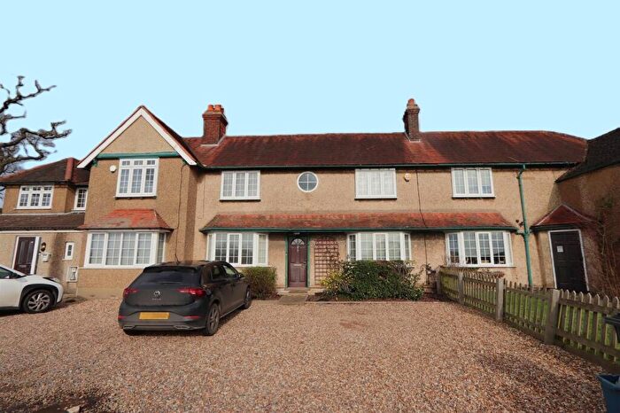 2 Bedroom Cottage To Rent In Mount Road, Theydon Garnon, CM16