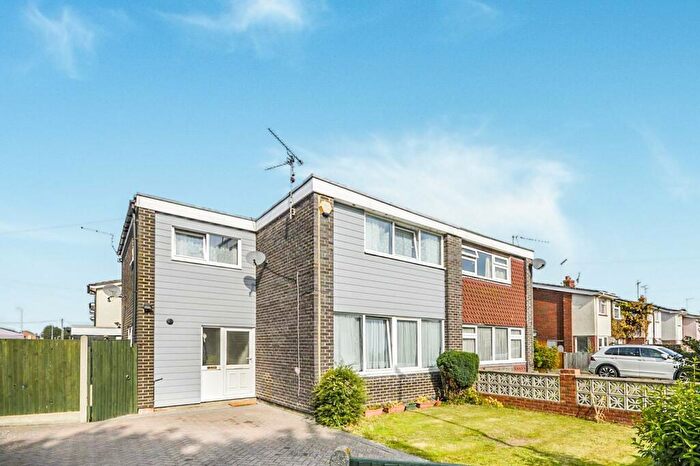 3 Bedroom Semi-Detached House For Sale In Greenhill Road, Herne Bay, CT6