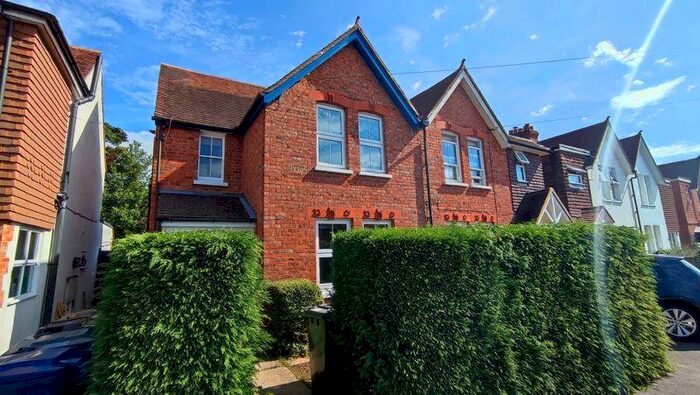 2 Bedroom Semi-Detached House To Rent In Edward Road, Farnham, GU9