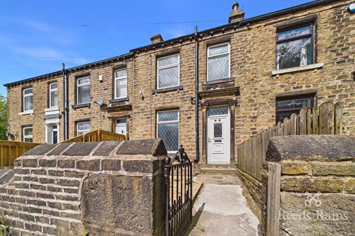 2 Bedroom Terraced House To Rent In Burfitts Road, Huddersfield, West Yorkshire, HD3