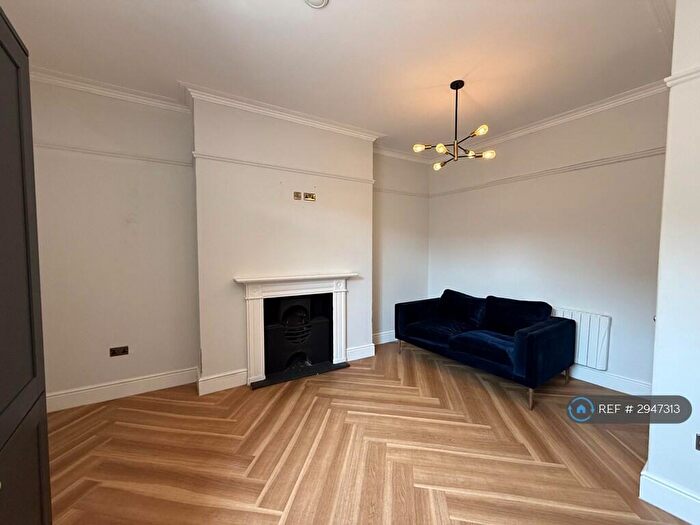 1 Bedroom Flat To Rent In Hall Gate, Doncaster, DN1