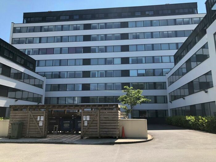 2 Bedroom Apartment To Rent In Trident Apartments, Ashton Lane, Sale, Greater Manchester, M33