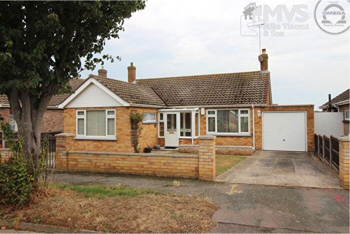 2 Bedroom Bungalow For Sale In Fleetwood Avenue, Holland-on-Sea, Clacton-on-Sea, CO15