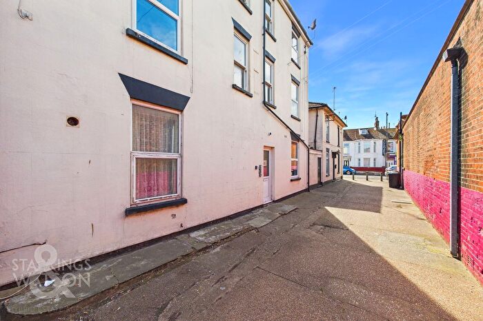1 Bedroom Flat To Rent In Cerdic Place, Marine Parade, Great Yarmouth, NR30