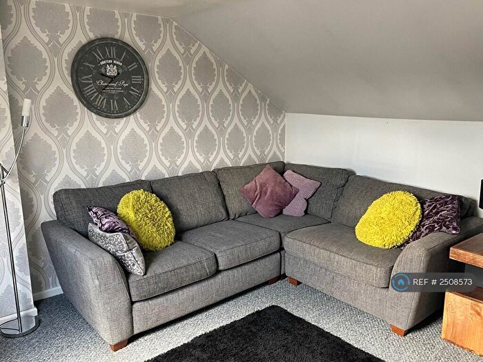 2 Bedroom Maisonette To Rent In Earns Heugh Circle, Aberdeen, AB12