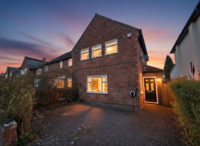 3 Bedroom Semi Detached House To Rent In Craddock Road, Sale, M33