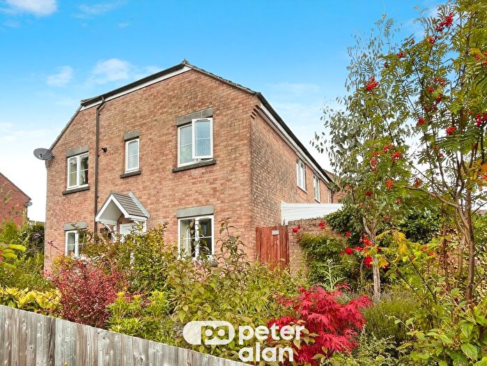 3 Bedroom Detached House To Rent In Pidwelt Rise, Pontlottyn, Bargoed, CF81