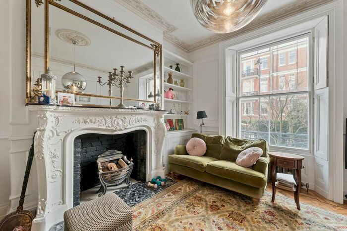 5 Bedroom End Of Terrace House To Rent In Richmond Hill, Surrey, TW10