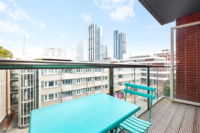 2 Bedroom Flat For Sale In Central Street, London, EC1V