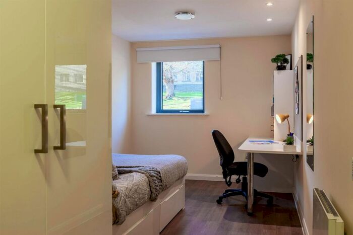 1 Bedroom Flat To Rent In Dean Street, Bangor, LL57