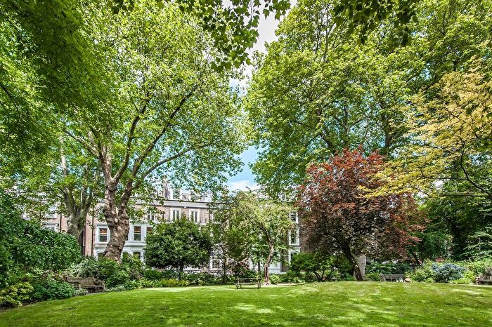 1 Bedroom Flat To Rent In Gledhow Gardens, South Kensington, London, SW5