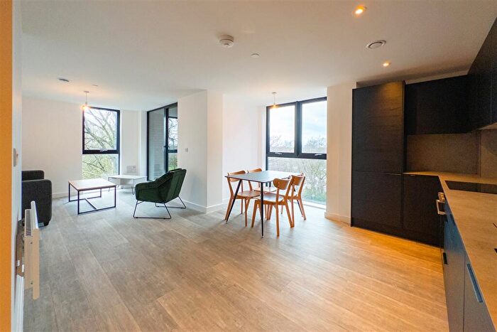 2 Bedroom Apartment To Rent In Urban Green, M16