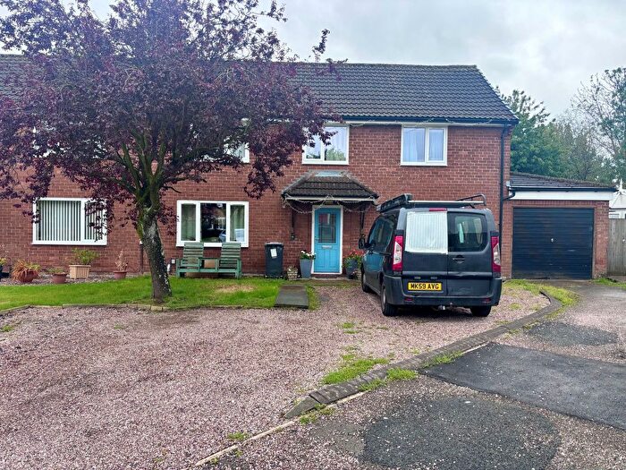 4 Bedroom Semi-Detached House For Sale In Wirral Close, Culcheth, WA3