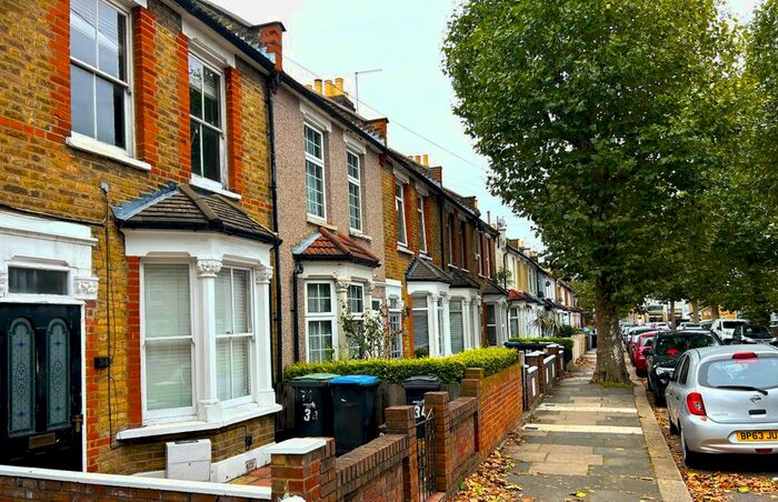 2 Bedroom Terraced House To Rent In Southfield Road, Enfield, EN3