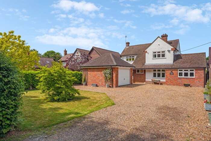 4 Bedroom Detached House For Sale In The Comp, Eaton Bray, LU6
