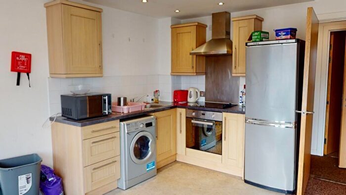 2 Bedroom House To Rent In Shakespeare Street, Nottingham, NG1