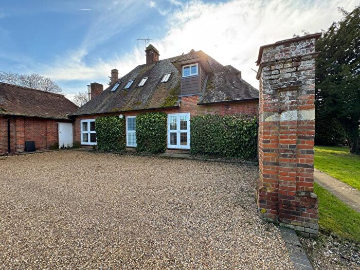 1 Bedroom Serviced Apartments To Rent In Hunt's Lane, Taplow, Maidenhead, SL6