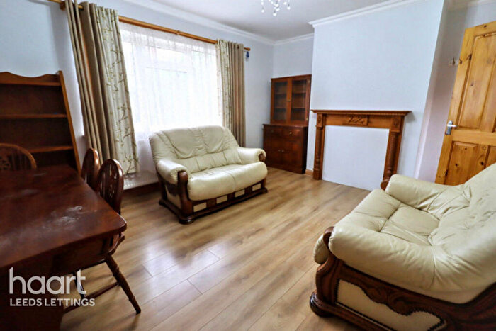 2 Bedroom Semi Detached House To Rent In Wykebeck Avenue, Leeds, LS9