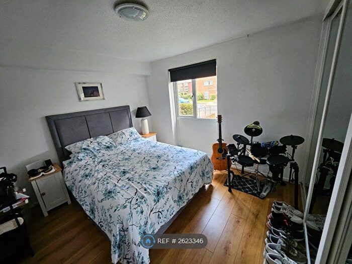 1 Bedroom Flat To Rent In Granville Close, Croydon, CR0