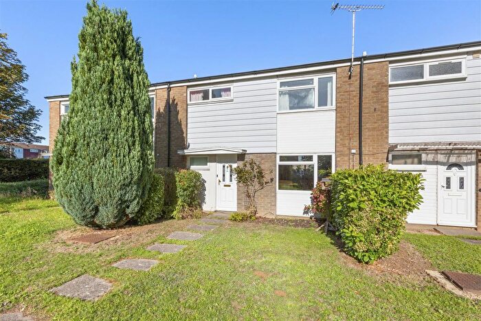 3 Bedroom Terraced House For Sale In Hithercroft Road, Downley, High Wycombe, HP13