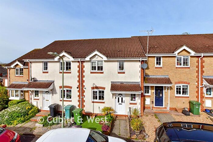 3 Bedroom Terraced House For Sale In Goldcrest Close, Waterlooville, Hampshire, PO8