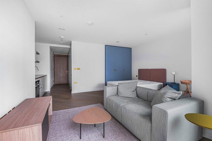 Studio To Rent In No., Upper Riverside, Cutter Lane, Greenwich Peninsula, SE10