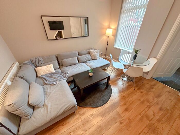 4 Bedroom Terraced House To Rent In Westdale Road, L15