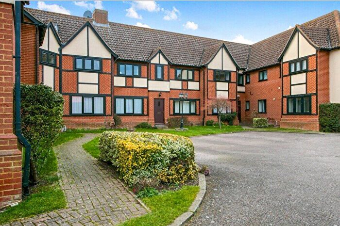 2 Bedroom Apartment For Sale In High Street, Earith, Huntingdon, PE28