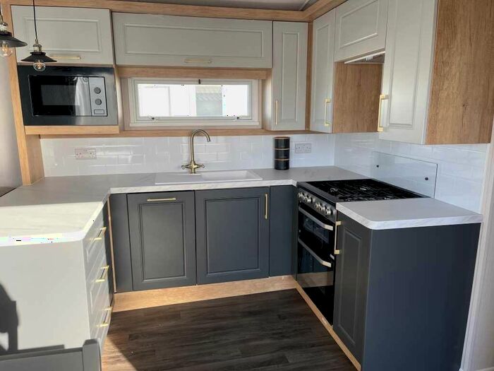 2 Bedroom Caravan For Sale In Lufflands, Sutcombe, EX22