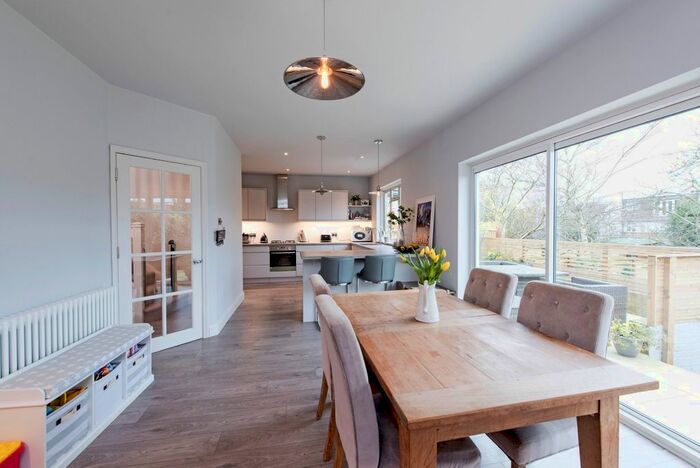 4 Bedroom Terraced House To Rent In Ellerton Road, London, SW18