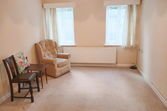 1 Bedroom Flat For Sale In Coulsdon Road, Coulsdon, CR5
