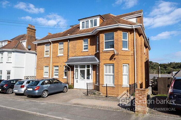 2 Bedroom Flat For Sale In Burnaby Road, Bournemouth, BH4