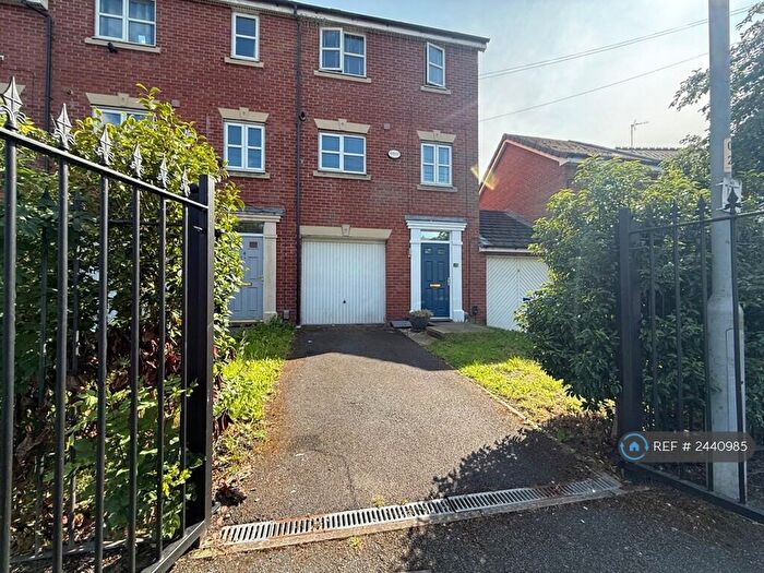 3 Bedroom Terraced House To Rent In Alders Road, Manchester, M22