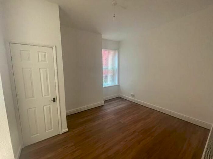 Terraced House To Rent In South Yorkshire, Doncaster, DN1