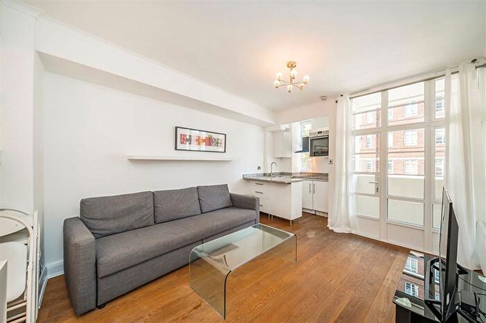 1 Bedroom Flat To Rent In Sloane Avenue Mansions, Chelsea, SW3