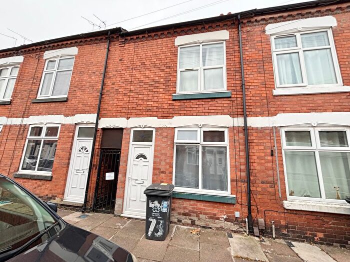 3 Bedroom Terraced House For Sale In Stuart Street, Leicester, LE3