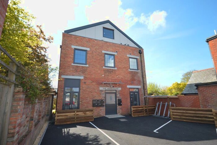 1 Bedroom Apartment To Rent In The Warehouse, Western Road, Lymington, Hampshire, SO41