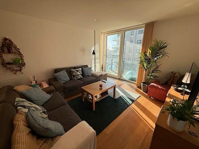 2 Bedroom Apartment To Rent In Sirocco, Ocean Village, SO14