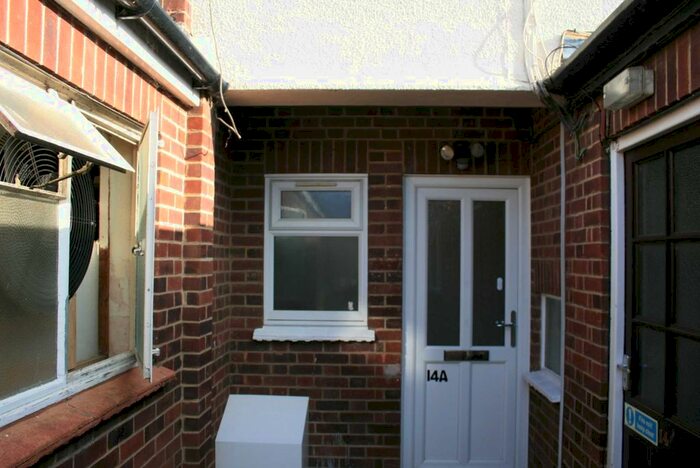 2 Bedroom Maisonette To Rent In Old Barrack Road, Woodbridge, IP12