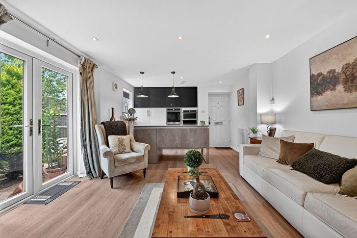 2 Bedroom End Terrace House For Sale In Guildford, Surrey, GU4