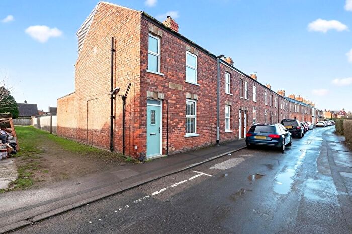 3 Bedroom End Terrace House For Sale In Victoria Road, Pocklington, York, YO42