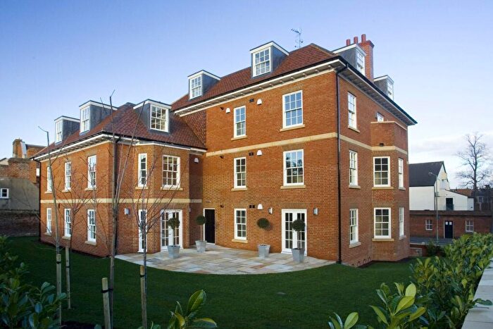 2 Bedroom Apartment To Rent In The Avenue, Newmarket, CB8