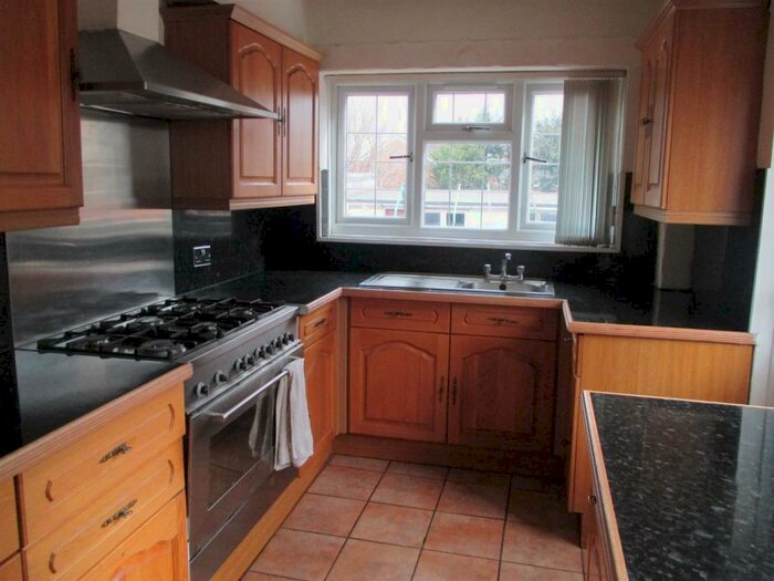 3 Bedroom End Of Terrace House To Rent In St. Marks Avenue, Northfleet, Gravesend, DA11