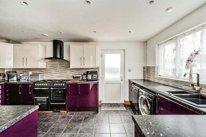 3 Bedroom Semi-Detached House For Sale In March Hywel, Cilfrew, Neath, SA10