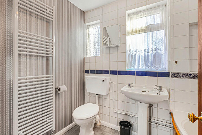 3 Bedroom Terraced House For Sale In Eltham Green Road, Eltham, SE9