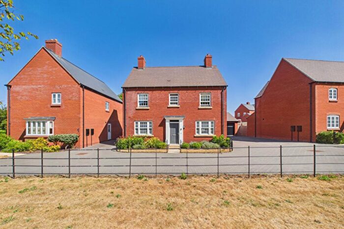 4 Bedroom Detached House To Rent In Redcar Road, Towcester, NN12