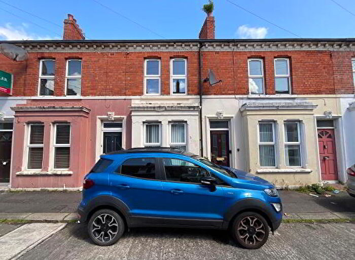 2 Bedroom Mid Terraced House For Sale In Dublin Street, Belfast, BT6