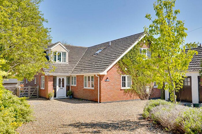 5 Bedroom Detached House For Sale In Mill Road, Gazeley, CB8